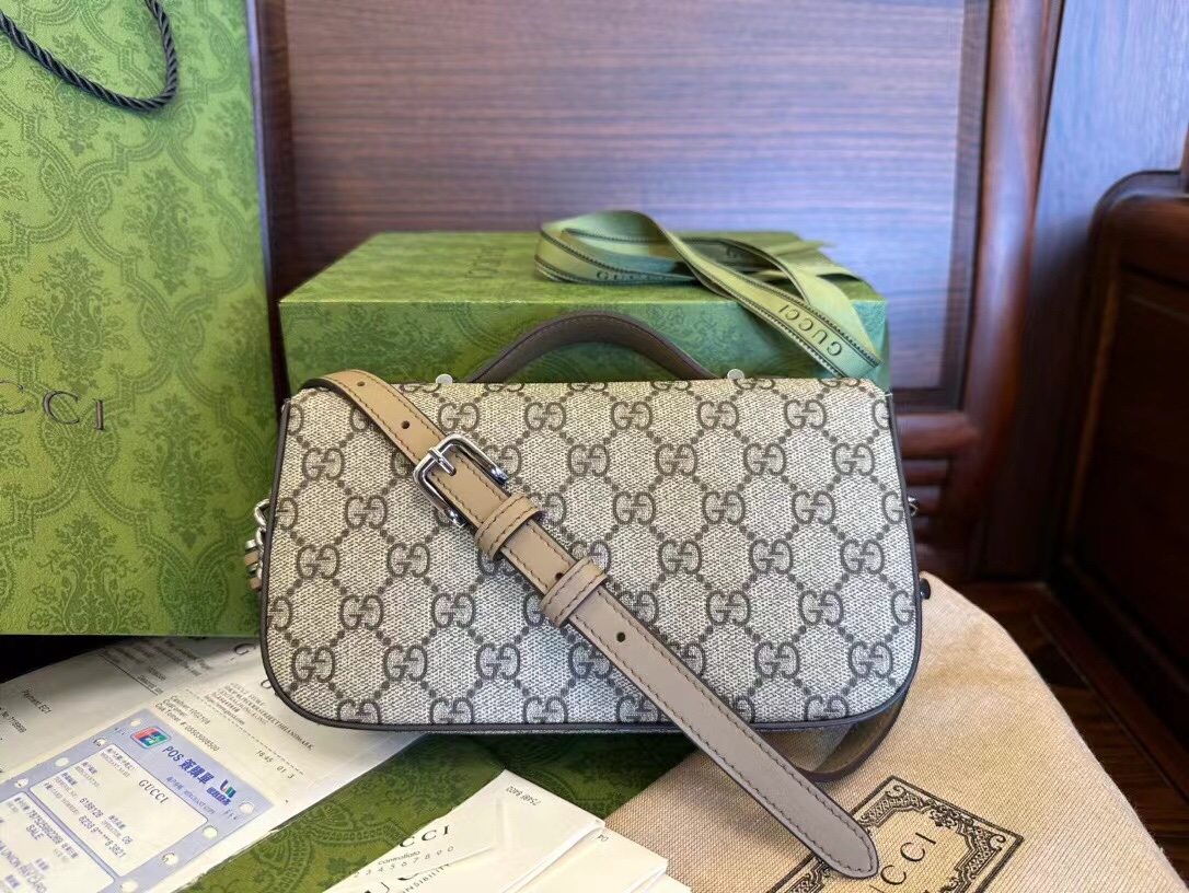 GUCCI GG Suprem 739722 Shoulder Bag 