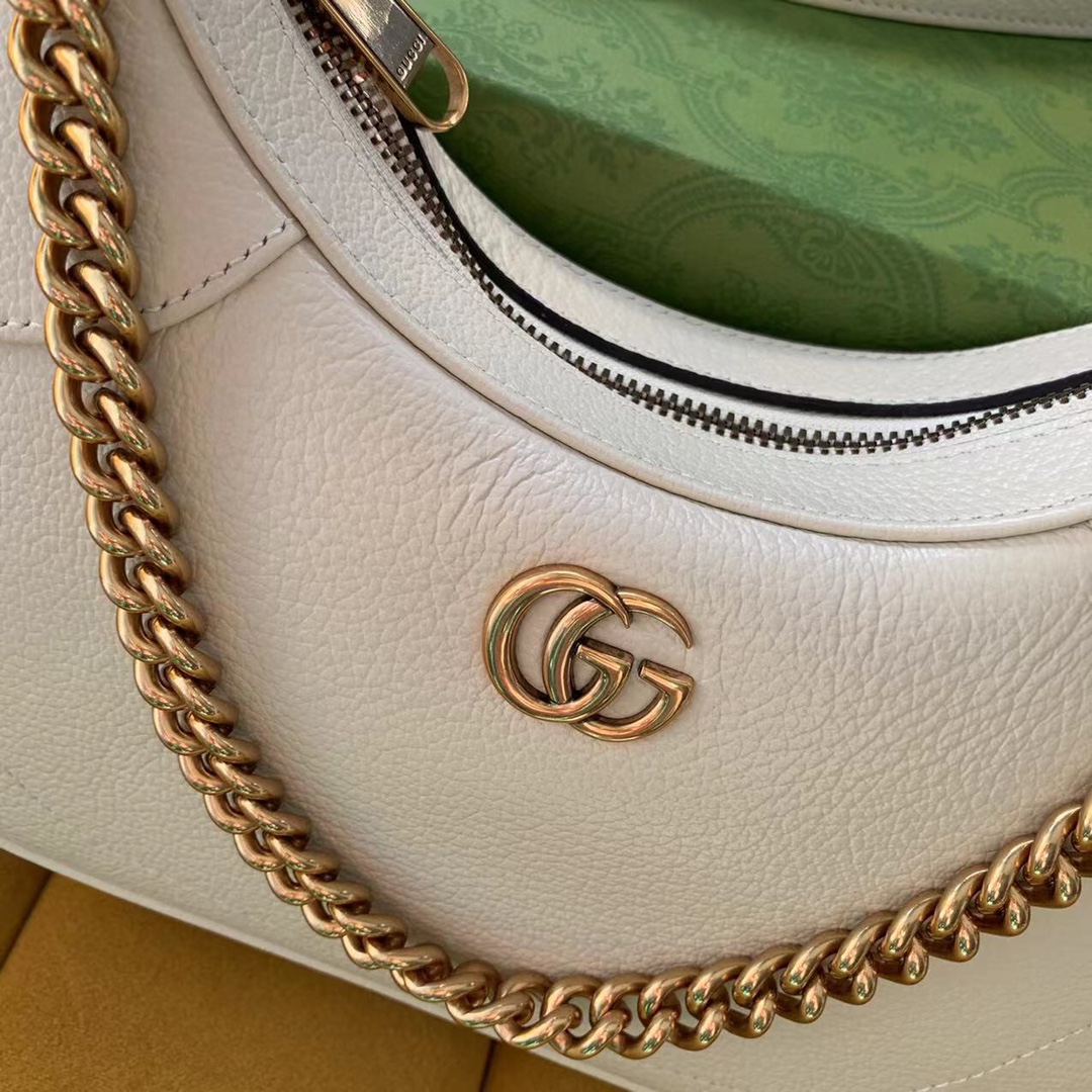 GUCCI Aphrodite small shoulder bag in White Leather