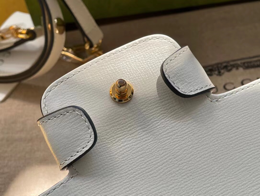 Gucci Horsebit 1955 mini bag in white leather