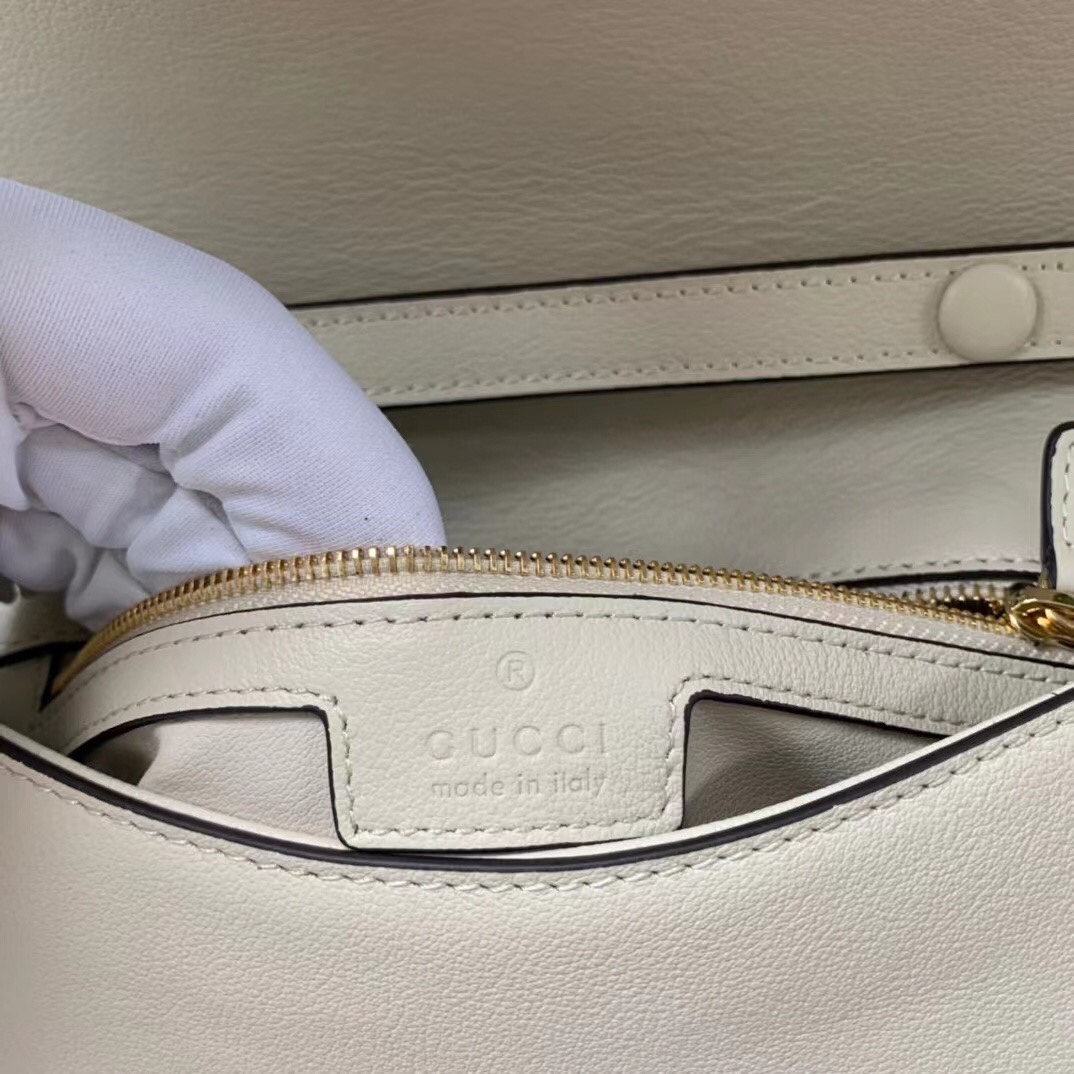 Gucci Blondie shoulder bag in white leather 699268