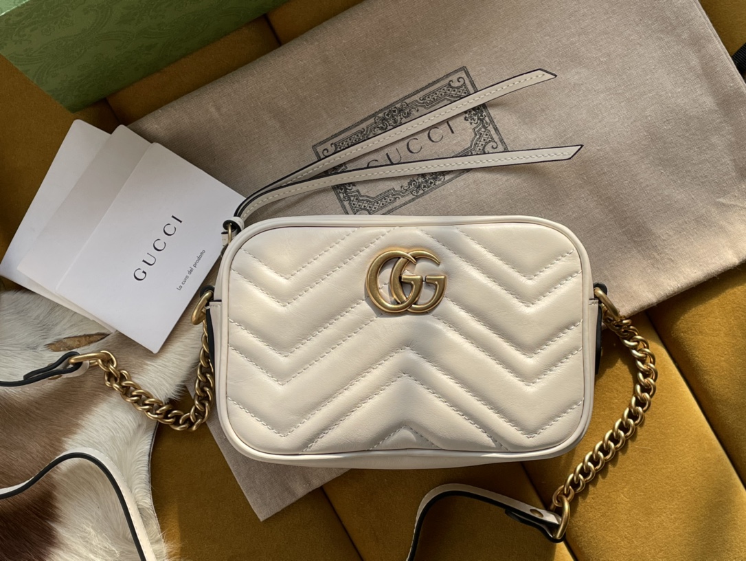 White Leather GG Marmont Matelassé Mini Bag Zip