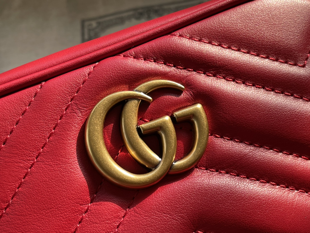 Red Leather GG Marmont Matelassé Mini Bag Zip