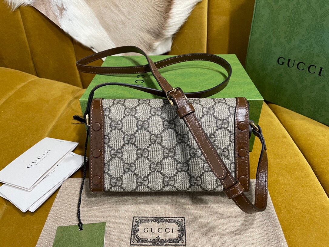 Gucci Horsebit 1955 mini bag in beige