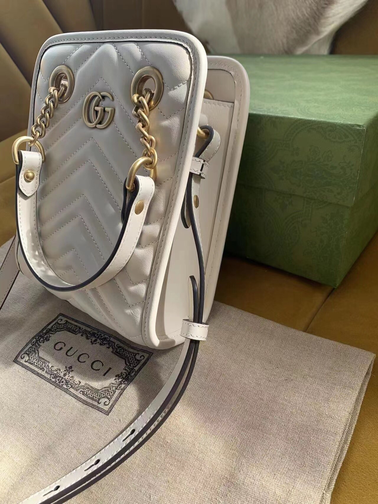 GUCCI GG Marmont Quilted mini 2-way Bag White