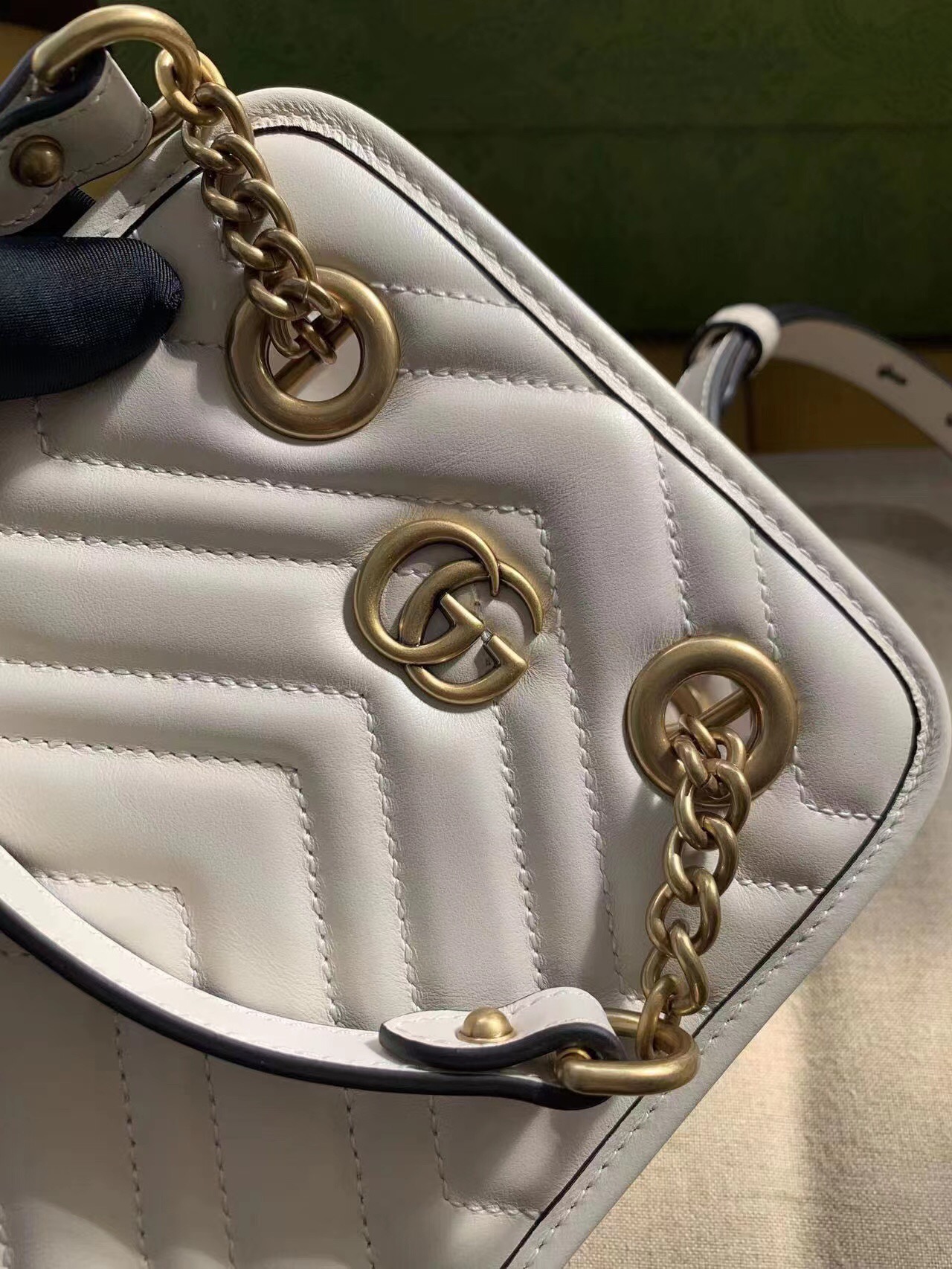 GUCCI GG Marmont Quilted mini 2-way Bag White