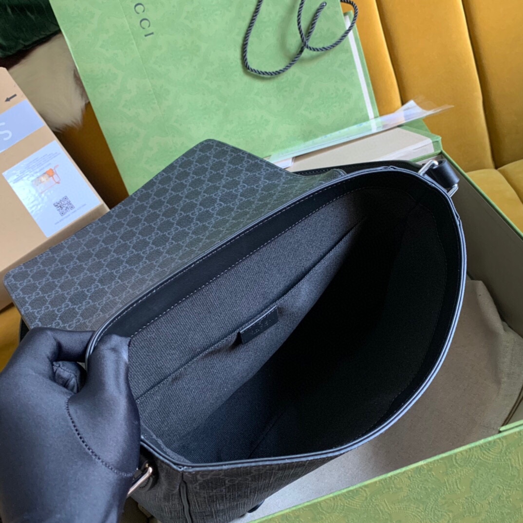 Gucci Messenger Bag Black